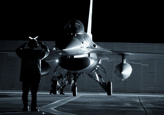 Rumunija dobila poslednja tri F-16, namerava da kupi još 36 primeraka, u igri i nabavka borbenih helikoptera AH-1Z