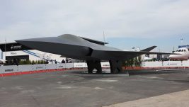 Burže: prikazan model francusko-nemačkog projekta novog borbenog aviona, projektu se zvanično priključila Španija