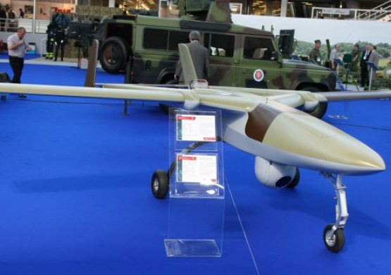 Srbija sa Kinom radi na projektu borbenе bespilotne letelice, ministar Vulin u Pekingu sa članovima tima VTI i RV i PVO Vojske Srbije