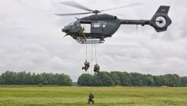 Erbas razvija sistem zaštite helikoptera H145M putem stvaranja dimne zavese