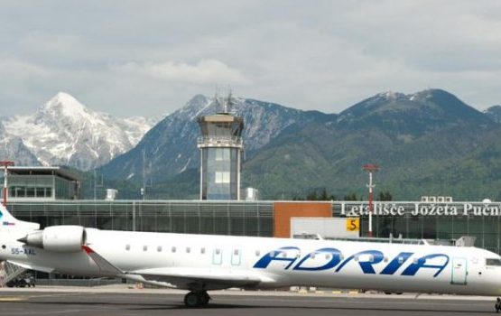 [KOLUMNA ALENA ŠĆURICA] Treba li Sloveniji nacionalni avio-prijevoznik?