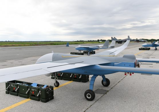 [VIDEO] Na Batajnici prikazane kineske izviđačko-borbene bespilotne letelice CH-92A, kupljeno 6 letelica sa 18 raketa