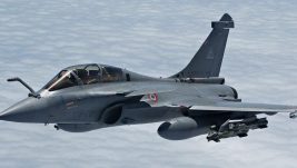 Švajcarska izlazi na referendum: Da li ste za nabavku višenamenskih borbenih aviona?