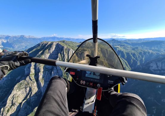 [FOTO REPORTAŽA] Novi rekord u srpskom motornom zmajarstvu: Prelet Tanargom 912 iz Podgorice do Beograda