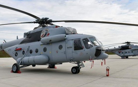 Predsednik države brani helikopteraše i konstatuje: Političari treba da lete vojnim helikopterima, to nije trošak za poreske obveznike