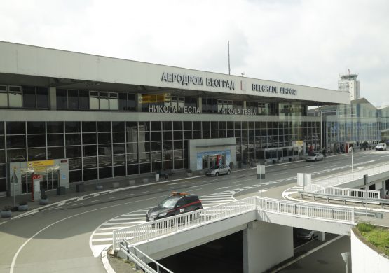 Istorijski pad putnika na beogradskom aerodromu usled Korone: 68,7% putnika manje nego prošle godine
