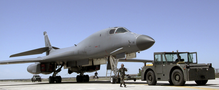 Da li je američki B-1B iznad Srbije 1999. godine imao bliski susret sa gromom ili sovjetski proizvedenom munjom iz pravca zemlje?