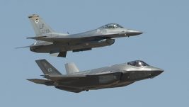 USAF razmatra razvoj novog borbenog aviona koji bi zamenio F-16; da li je time potvrđen neuspeh projekta F-35?