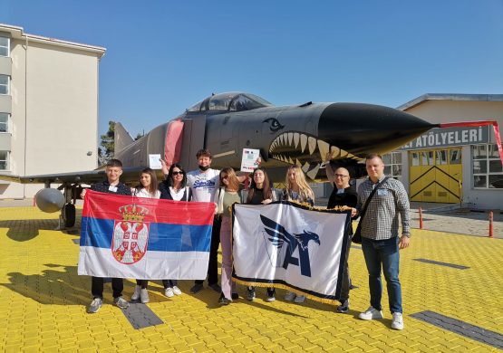 Srednjoškolci Vazduhoplovne akademije u Turskoj učili o dronovima, multispektralnim kamerama i vazduhoplovnom sistemu ove zemlje