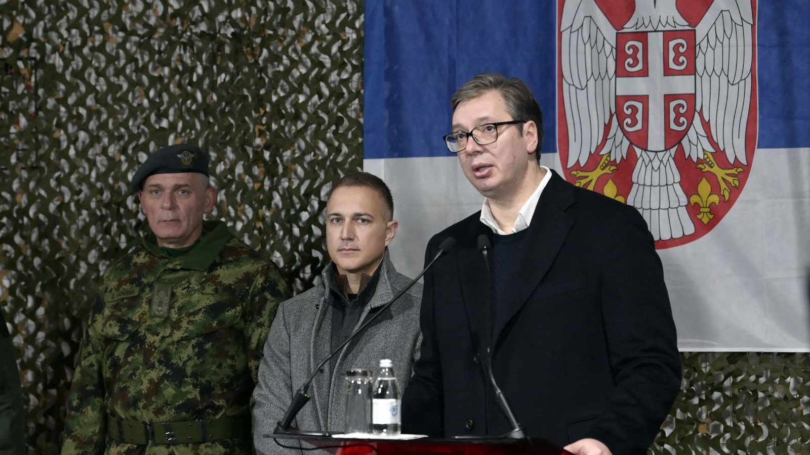 Vučić: Srbija kupuje 30 vojnih helikoptera, Orao nam treba u budućnosti, počinju razgovori o „lovačko-bombarderskoj avijaciji“, kupuje se modernizovani Pancir