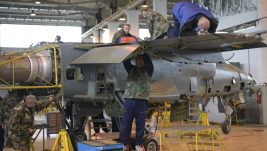 Posle velike javne sramote Vazduhoplovni zavod „Moma Stanojlović“ dobija velike pare da se unormali