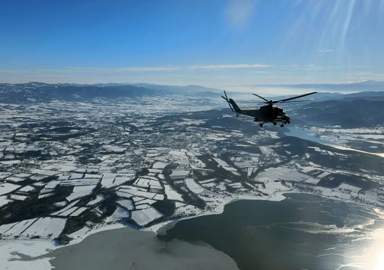Letačka obuka pripadnika 98. vazduhoplovne brigade za letenje na helikopterima u zimskim uslovima