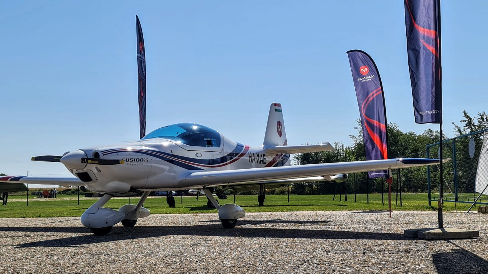 Mađarski proizvođač aviona Magnus Aircraft otvorio firmu u Srbiji 
