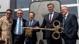 Još jedna proizvodnja komponenti za enterijere civilnih aviona u Hrvatskoj: Otvoreno postrojenje austrijsko-kineskog FACC-a u Jakovlju