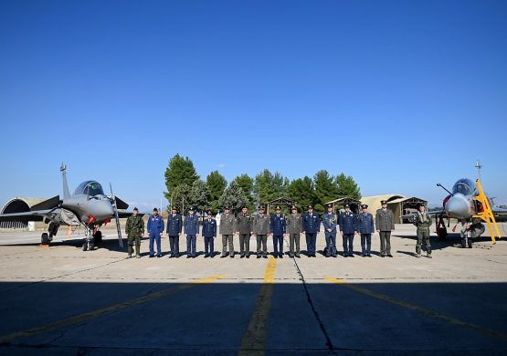 Načelnik Generalštaba Vojske Srbije posetio grčku eskadrilu koja leti na Rafalima