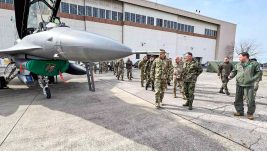 Načelnik Generalšaba Vojske Srbije general Milan Mojsilović tokom posete SAD boravio u vazduhoplovnoj bazi Rickenbacker