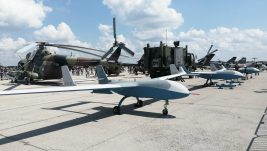 Vučić: „22. aprila ćemo na batajničkom aerodromu pokazati sve što imamo, biće preko 1.500 komаda oruđa“; Srbiji najverovatnije isporučene kineske izviđačko-borbene besposadne letelice CH-95