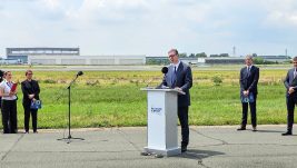 Svečano otvaranje nove piste na „Nikoli Tesli“: Vansi o svom trošku finansirao CAT III B za 12R, na kraju ceremonije prvi go-around Lufthanze, Er Srbija ima 200 miliona evra na računu