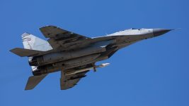 [POSLEDNJA VEST] Nepoznata letelica iznad Valjeva, dežurni MiG-ovi 29 poslati da je presretnu