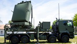 Mađarska nastavlja da modernizuje svoju PVO: Prikazan prvi mobilni 3D AESA radarski sistem EL/M-2084, planiraju drugu eskadrilu borbenih aviona Gripen