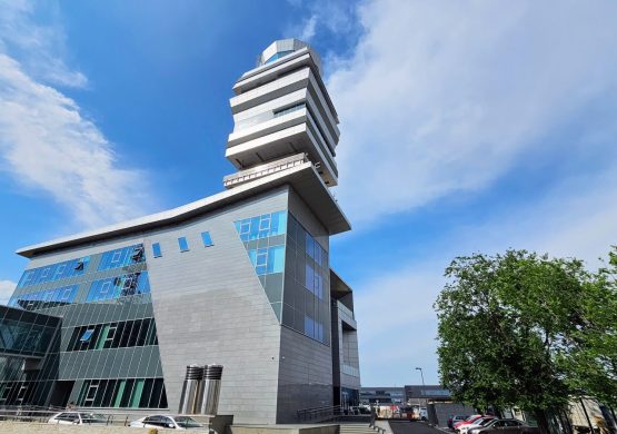 [POSLEDNJA VEST] Deo zaposlenih Kontrole letenja Srbije i Crne Gore sutra ipak štrajkuje na sat vremena