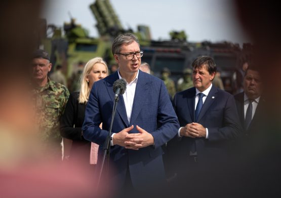 Vučić o štrajku dela zaposlenih u SMATSA-i: „Oblasna kontrola nečega se pobunila pa hoće veće pare, imaju 7000 evra platu pa štrajkuju“