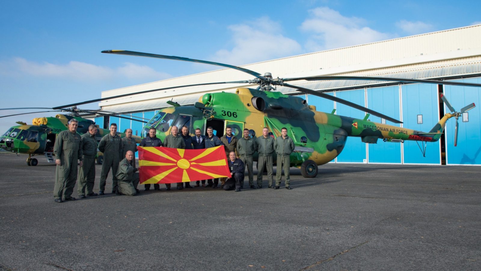 Makedonija vraća u upotrebu dva helikoptera Mi-8MT remontovana u Češkoj: Let kući preko Mađarske i Niša