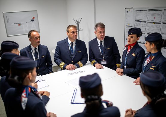 Američki magazin „Global Traveler“ proglasio Er Srbiju za „Najbolju avio-kompaniju u Istočnoj Evropi“ u 2024. godini