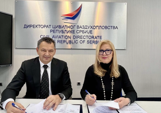 Još jedan budući program besplatnog letenja: DCV donirao novčana sredstva Vazduhoplovnom savezu za kupovinu jedrilice za obuku pilota