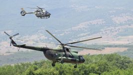 Na vojnoj vežbi “Platinasti vuk“ zajedno leteli najstariji i najmlađi helikopter RV i PVO Vojske Srbije, problemi sa brojnošću helikoptera i dalje prisutni