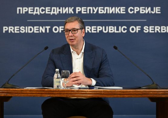 Predsednik Srbije kontrolorima letenja u štrajku: „Ne može 15% povećanje plata“