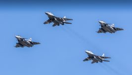 Iza scene jučerašnjeg preleta francuskih Rafala: Premijera R-77 u vazduhu i najava bliske saradnje sa ne-NATO zemljom