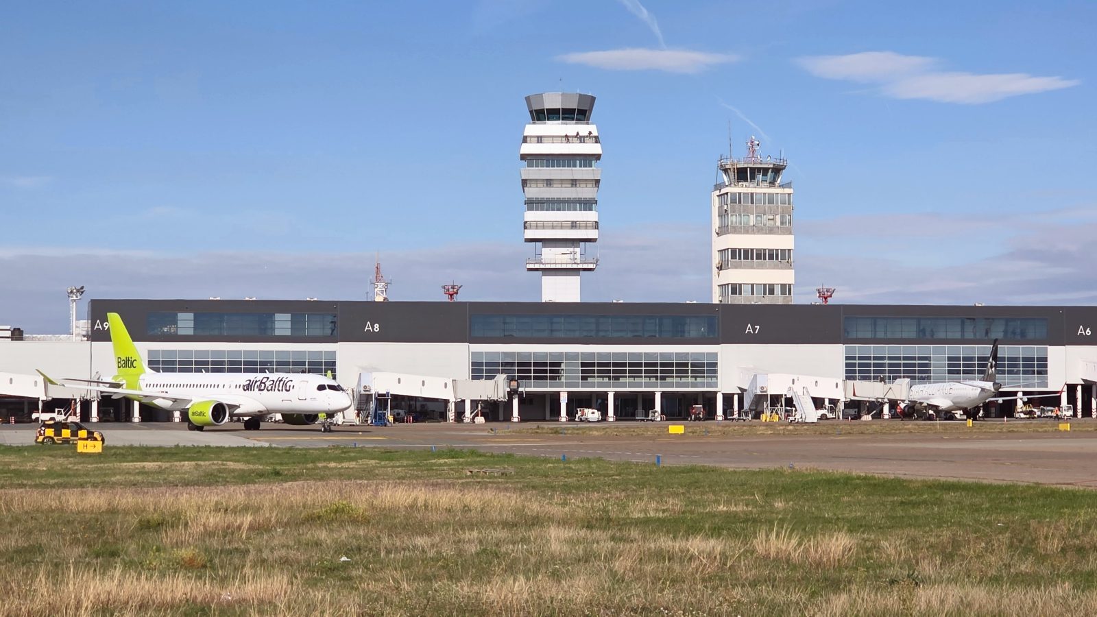 [ANALIZA] Da li je kontrolor letenja mogao da spreči udes Embraera na aerodromu „Nikola Tesla“?