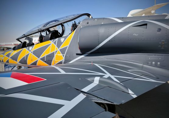 Dok se Srbija nećka da ugosti, zemlje Afrike domaćini: „Aero Vodochody“ promovisao L-39 „Skyfox“ u Gani, Nigeriji i Ugandi