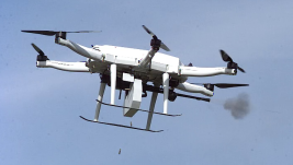 PR-DC premijerno prikazao dron IKA-20-M naoružan mitraljezom kalibra 7,62 kapaciteta 250 metaka