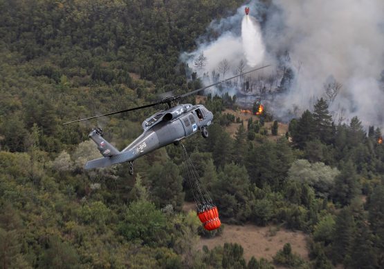 [EKSKLUZIVNO] Tango Six sa srpskim i evropskim helikopterima u gašenju požara iznad Deliblatske peščare